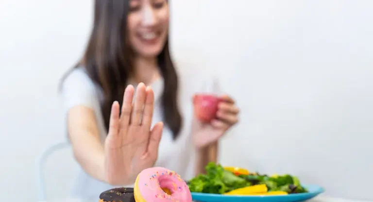 5 Tips Mengurangi Konsumsi Gula demi Kesehatan Jantung