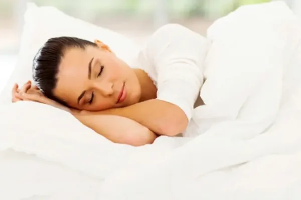 7 Posisi Tidur yang Baik untuk Menjaga Bentuk Dagu 7 Posisi Tidur yang Baik untuk Menjaga Bentuk Dagu