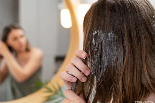 10 Cara Perawatan Rambut Tradisional yang Masih Ampuh 10 Cara Perawatan Rambut Tradisional yang Masih Ampuh
