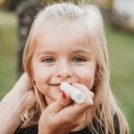 7 Tips Menjaga Kesehatan Bibir untuk Anak-Anak